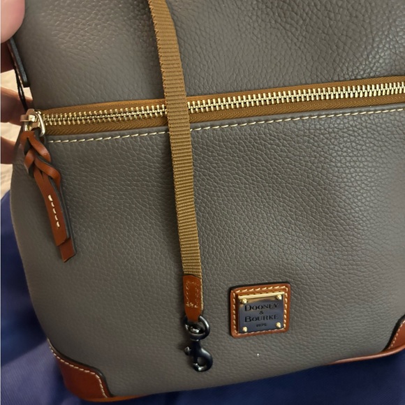 NWT Dooney and Bourne Crossbody - Picture 6 of 6